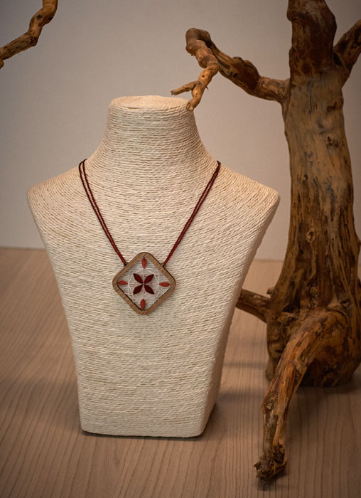 /Desktopmodules/Echoppe/Api/Helpers/getmedia?guid=3f433887-b154-4846-8ba0-3c564a4dc5a6